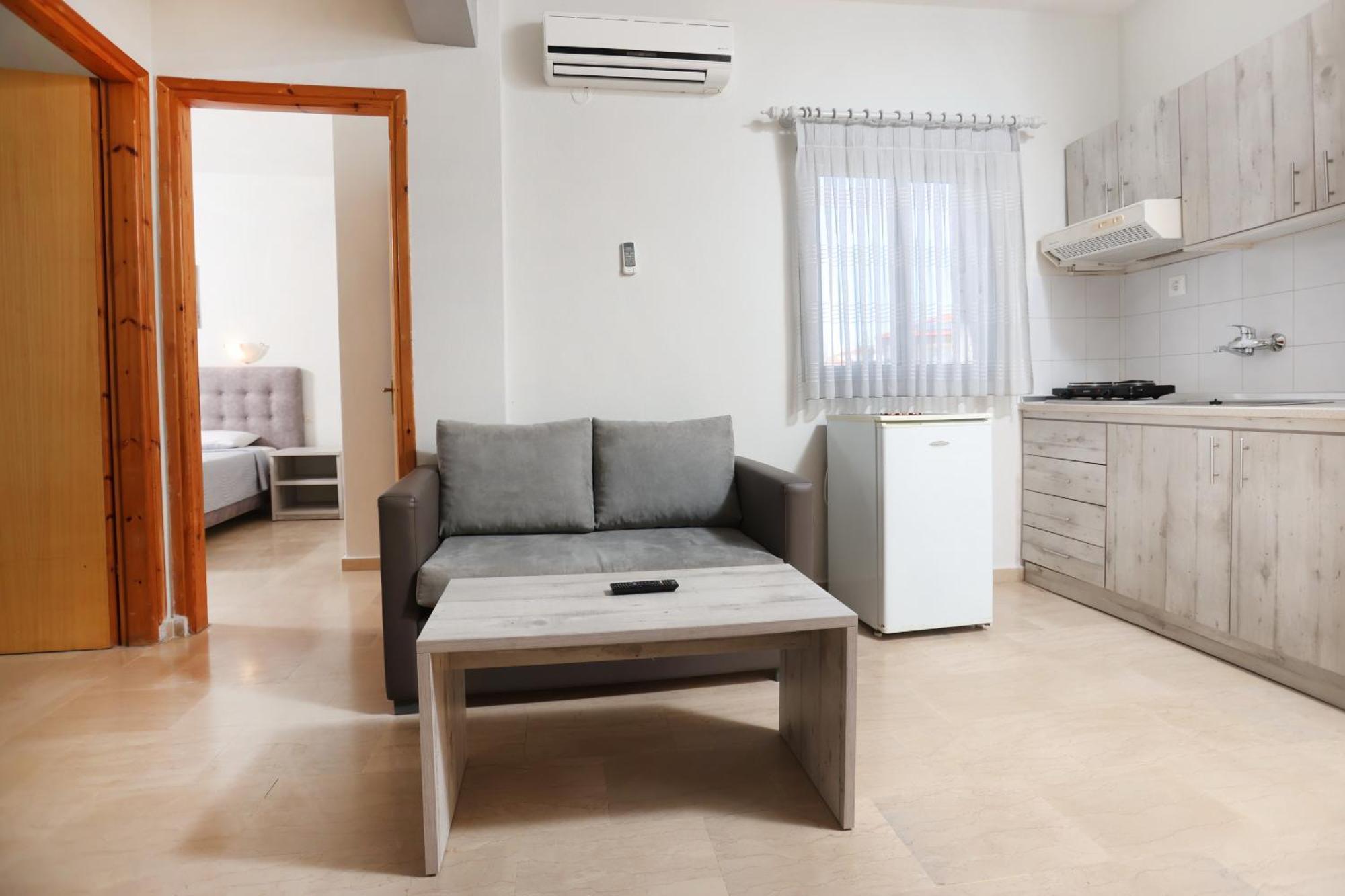 Vicky Daire Chaniotis Dış mekan fotoğraf