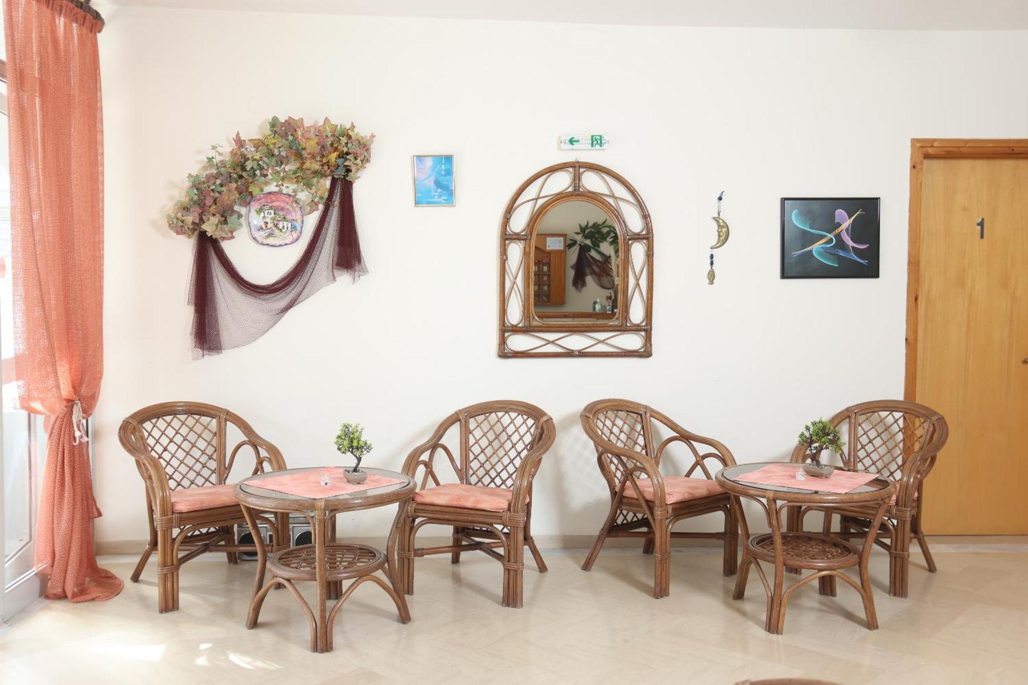 Vicky Daire Chaniotis Dış mekan fotoğraf