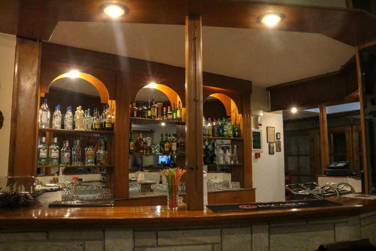 Vicky Daire Chaniotis Dış mekan fotoğraf